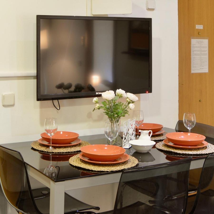 Apartamentos Fuencarral Madrid Eksteriør billede