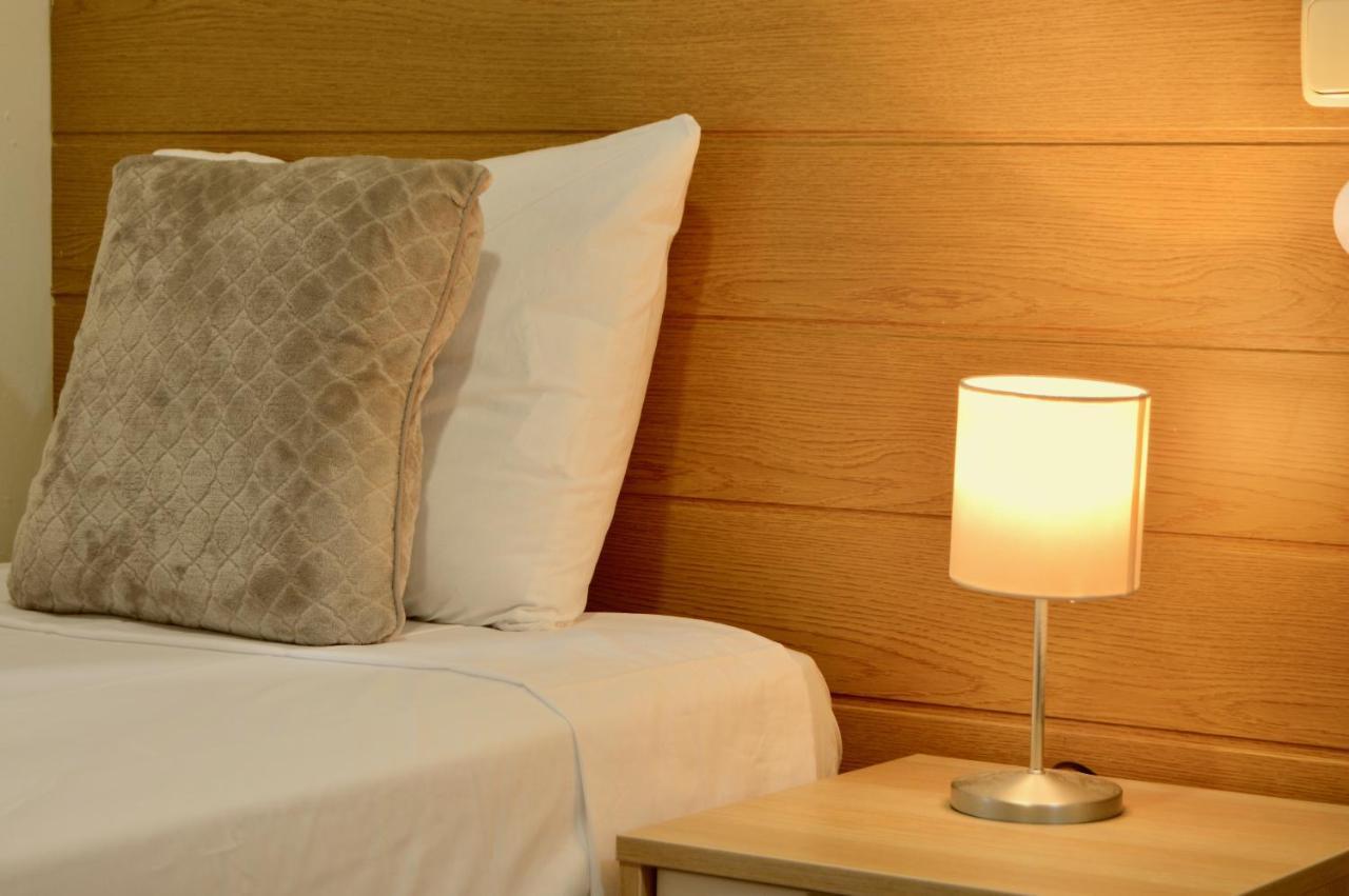 Apartamentos Fuencarral Madrid Eksteriør billede