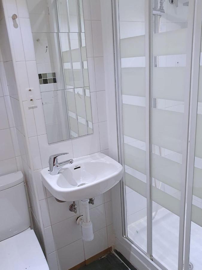 Apartamentos Fuencarral Madrid Eksteriør billede