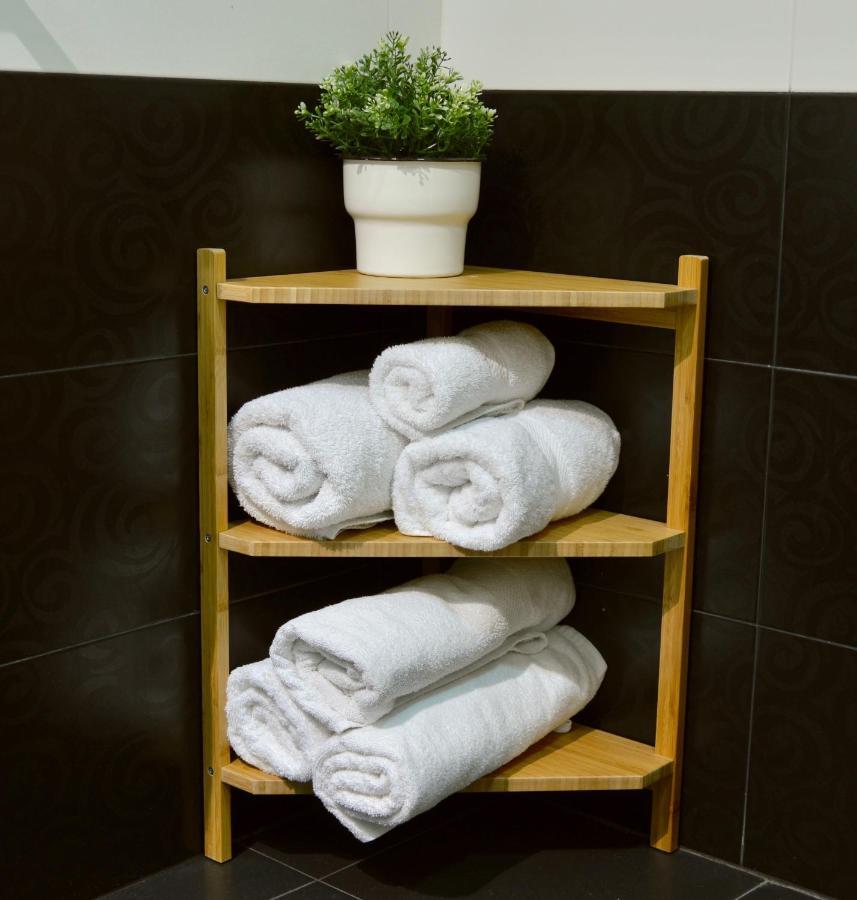 Apartamentos Fuencarral Madrid Eksteriør billede